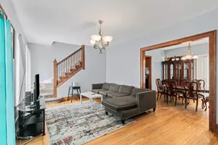 832 Bode Rd, Elgin, IL 60120 - Photo 3