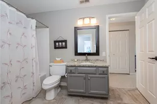 107 Templeton St, Lake Bluff, IL 60044 - Photo 19