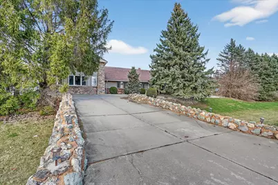 5992 Palisades Parkway, Rockford, IL 61109 - Photo 1