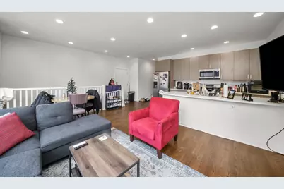 838 W Erie Street #1W, Chicago, IL 60642 - Photo 3