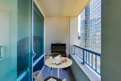 [Address not provided], Chicago, IL 60654 - Photo 7