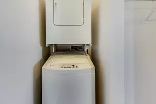 [Address not provided], Chicago, IL 60654 - Photo 9