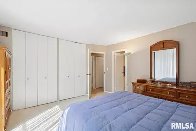 1800 7th Street #2A, East Moline, IL 61244 - Photo 17