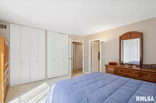 1800 7th St, East Moline, IL 61244 - Photo 17