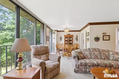 1800 7th Street #2A, East Moline, IL 61244 - Photo 5