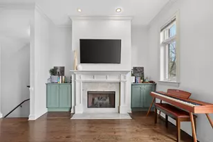 2060 N Stave St, Chicago, IL 60647 - Photo 7