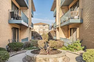 6870 N Northwest Hwy, Chicago, IL 60631 - Photo 17