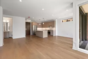 434 W Melrose St, Chicago, IL 60657 - Photo 3