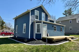 304 S Church St, Sheffield, IL 61361 - Photo 3