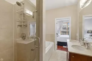 2229 N Leavitt St, Chicago, IL 60647 - Photo 13