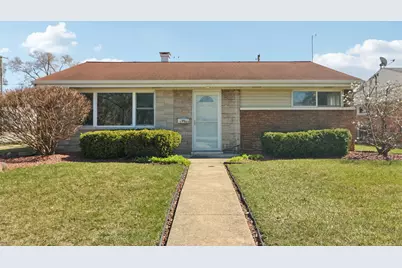 17303 Greenbay Avenue SE, Lansing, IL 60438 - Photo 1