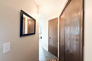 1660 E Thacker St, Des Plaines, IL 60016 - Photo 5