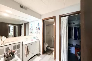 1660 E Thacker St, Des Plaines, IL 60016 - Photo 13