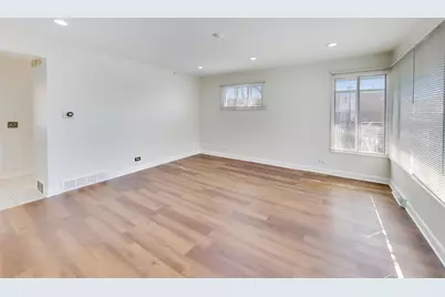 4908 Carol Street #A, Skokie, IL 60077 - Photo 3