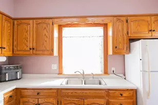 320 W North St, Peotone, IL 60468 - Photo 13