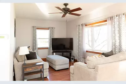 320 W North Street, Peotone, IL 60468 - Photo 3