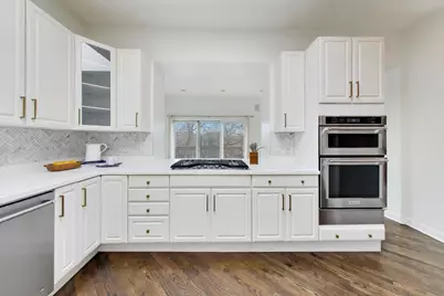 643 W Melrose Street #3, Chicago, IL 60657 - Photo 9