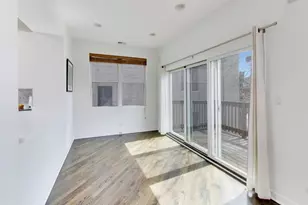 643 W Melrose St, Chicago, IL 60657 - Photo 11