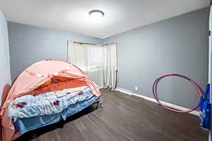 817 W Empire St, Freeport, IL 61032 - Photo 37