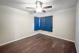 817 W Empire St, Freeport, IL 61032 - Photo 41