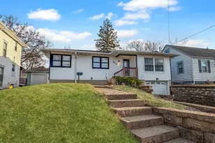 817 W Empire St, Freeport, IL 61032 - Photo 49