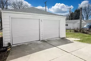 3032 Gladstone Ave, Rockford, IL 61101 - Photo 3