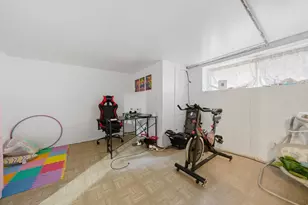 1025 N Trumbull Ave, Chicago, IL 60651 - Photo 37