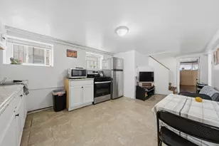 1025 N Trumbull Ave, Chicago, IL 60651 - Photo 33