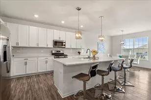 1455 Keller St, Elburn, IL 60119 - Photo 3