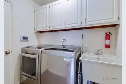 521 Sandy Lane, Libertyville, IL 60048 - Photo 17