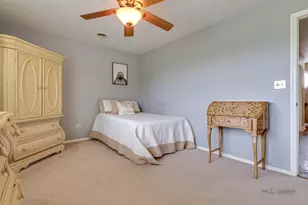 521 Sandy Ln, Libertyville, IL 60048 - Photo 27