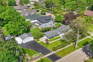 55 W Paddock St, Crystal Lake, IL 60014 - Photo 35