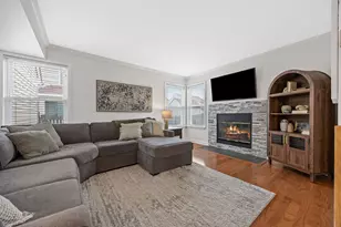 1398 Newcastle Ct, Bartlett, IL 60103 - Photo 7