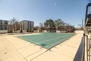 9128 W Terrace Dr, Niles, IL 60714 - Photo 15