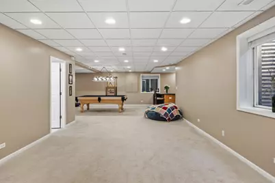 654 Easton Lane, Elk Grove Village, IL 60007 - Photo 23