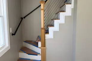 10426 S Calhoun Ave, Chicago, IL 60617 - Photo 5