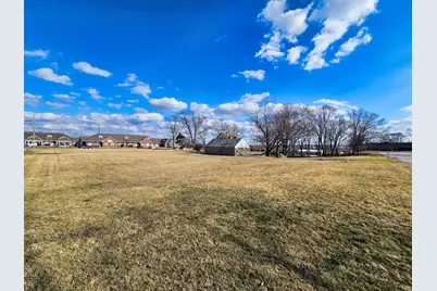 2213 Weber Road, Crest Hill, IL 60403 - Photo 5