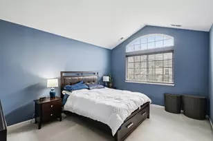 412 Jamestown Ct, Aurora, IL 60502 - Photo 17