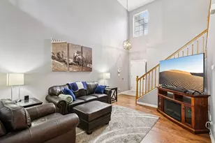 412 Jamestown Ct, Aurora, IL 60502 - Photo 5