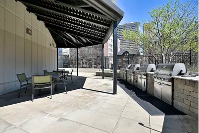 3930 N Pine Grove Avenue #2501, Chicago, IL 60613 - Photo 45