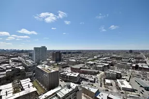 3930 N Pine Grove Ave, Chicago, IL 60613 - Photo 37