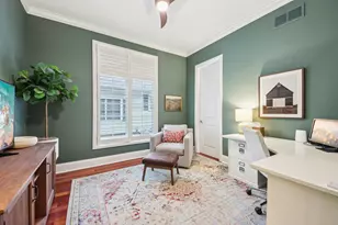 1135 N Main St, Naperville, IL 60563 - Photo 17