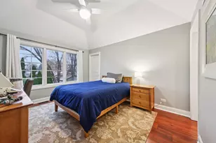 1135 N Main St, Naperville, IL 60563 - Photo 27