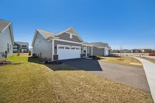 714 Alberta Ave, Oswego, IL 60543 - Photo 3