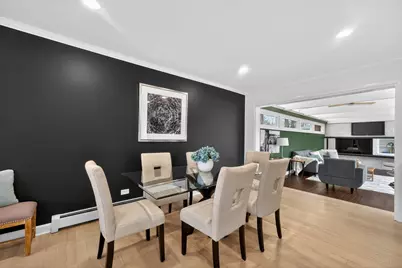 307 N Derbyshire Avenue, Arlington Heights, IL 60004 - Photo 5