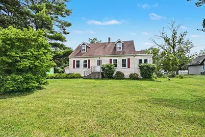 8901 Elm Avenue, Burr Ridge, IL 60527 - Photo 1