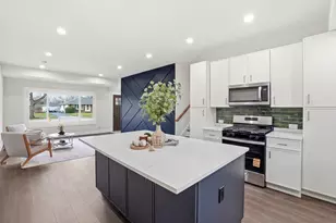 1430 E Emmerson Ln, Mount Prospect, IL 60056 - Photo 7