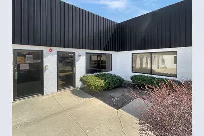 407 W Jefferson Street #E, Joliet, IL 60435 - Photo 1