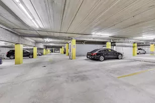 131 W Adelaide St, Elmhurst, IL 60126 - Photo 35