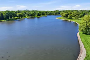 660 Versailles Circle, Elk Grove Village, IL 60007 - Photo 13